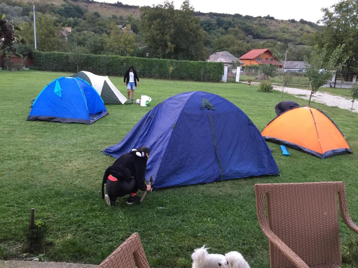 Camping La Foisor Turda Ngoại thất bức ảnh