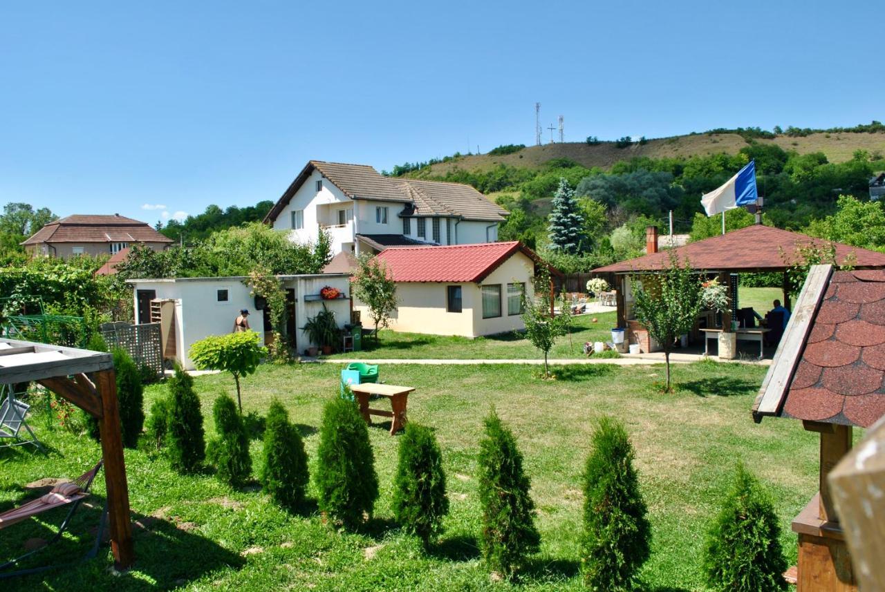Camping La Foisor Turda Ngoại thất bức ảnh