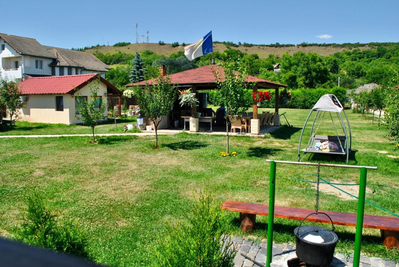 Camping La Foisor Turda Ngoại thất bức ảnh