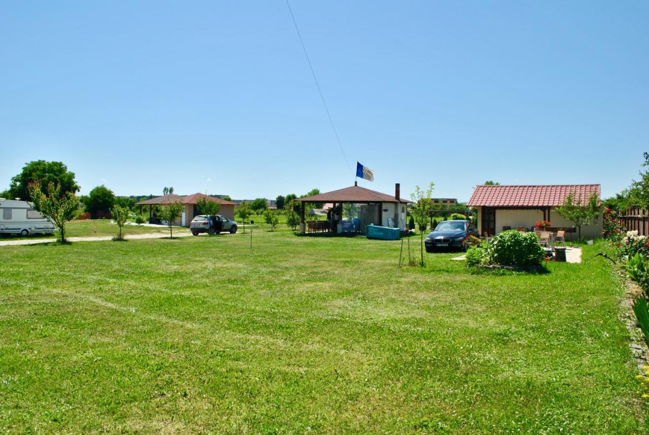 Camping La Foisor Turda Ngoại thất bức ảnh