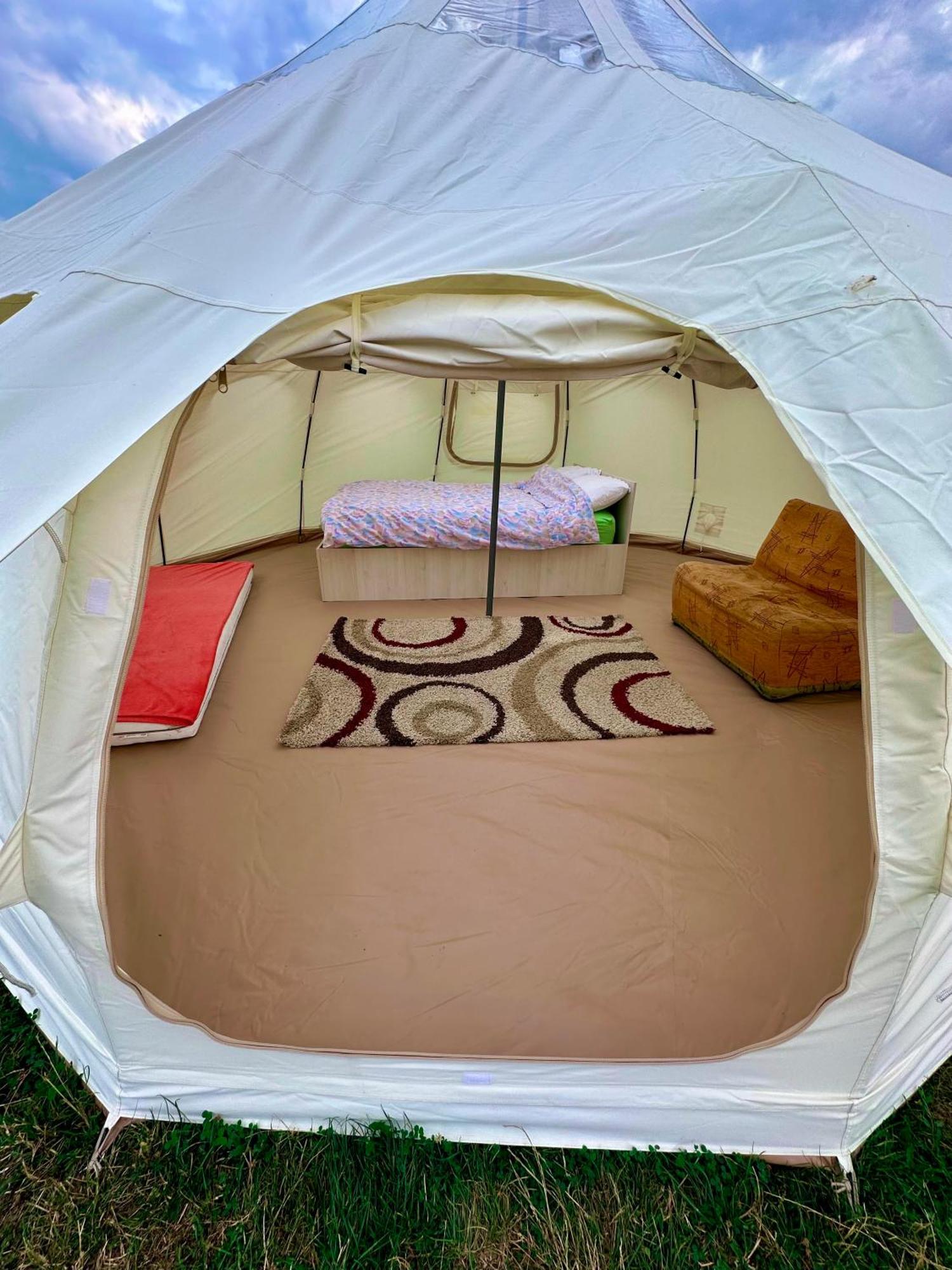 Camping La Foisor Turda Ngoại thất bức ảnh